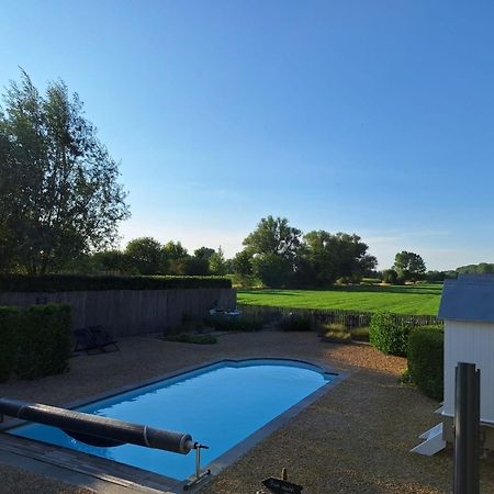 Casa-Cosi, Tourist & Business Suites & Flats With Reserved Parking And Private Terraces In Shared Garden With Seasonal Pool Included, Private Sauna Available Lokeren Luaran gambar