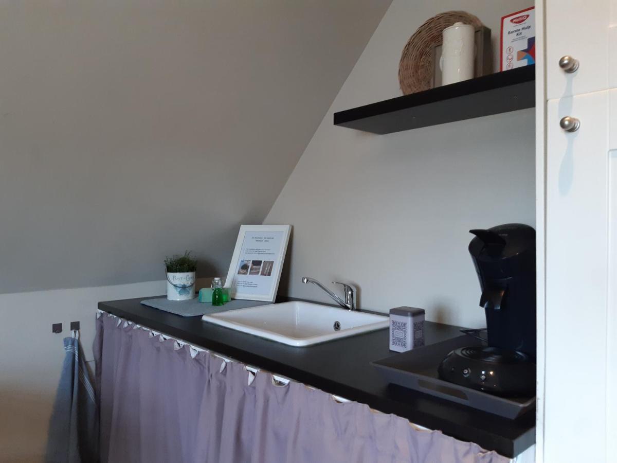 Casa-Cosi, Tourist & Business Suites & Flats With Reserved Parking And Private Terraces In Shared Garden With Seasonal Pool Included, Private Sauna Available Lokeren Luaran gambar