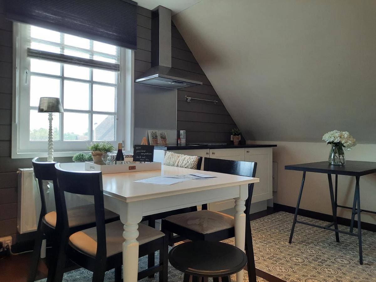 Casa-Cosi, Tourist & Business Suites & Flats With Reserved Parking And Private Terraces In Shared Garden With Seasonal Pool Included, Private Sauna Available Lokeren Luaran gambar