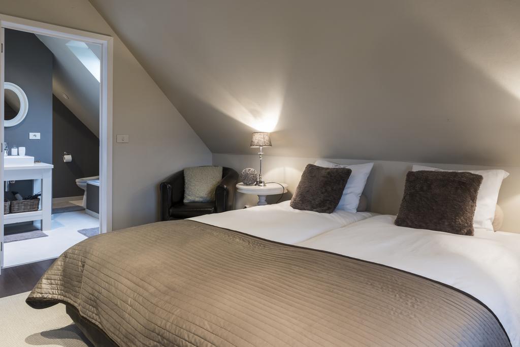 Casa-Cosi, Tourist & Business Suites & Flats With Reserved Parking And Private Terraces In Shared Garden With Seasonal Pool Included, Private Sauna Available Lokeren Luaran gambar